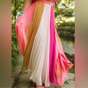 TCEC Pleated Colorblock Maxi Skirt Sz S